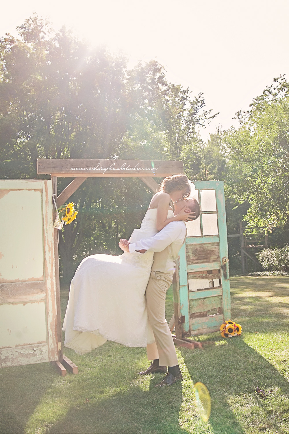 rustic-sunflower-wedding-9