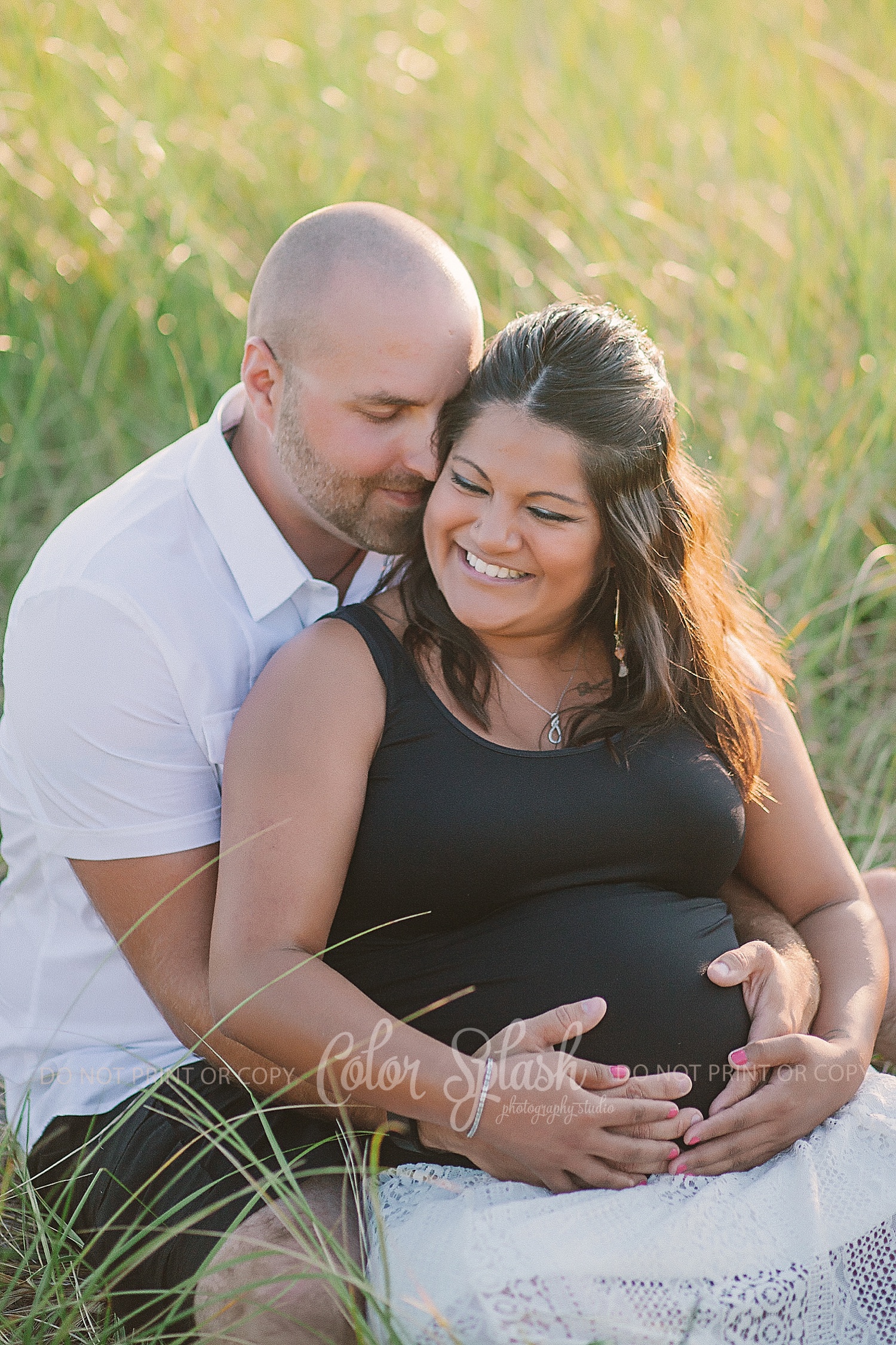 maternity photos on lake michigan